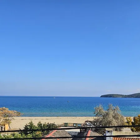 Leonidas Apartment Nea Peramos (Macedonia)