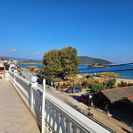 Apartment Leonidas *
