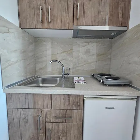 Apartment Leonidas