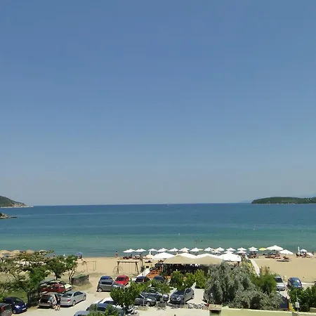 Apartment Leonidas Nea Peramos (Macedonia)