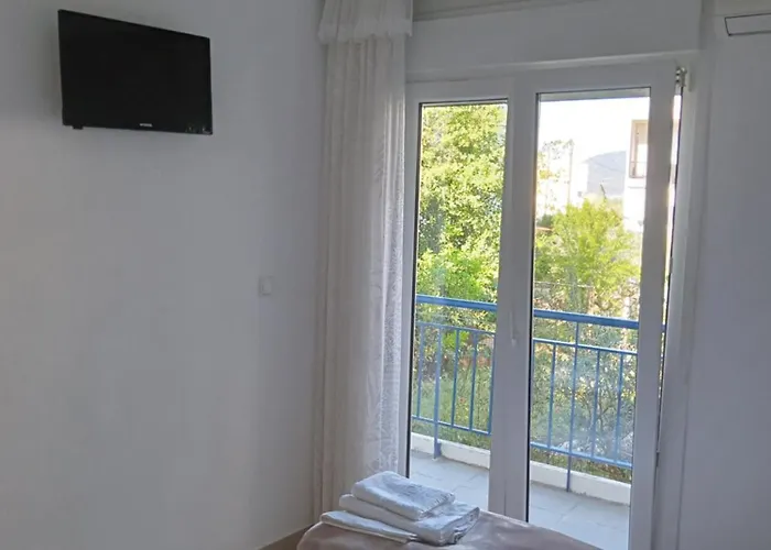 Apartmán Leonidas Néa Péramos